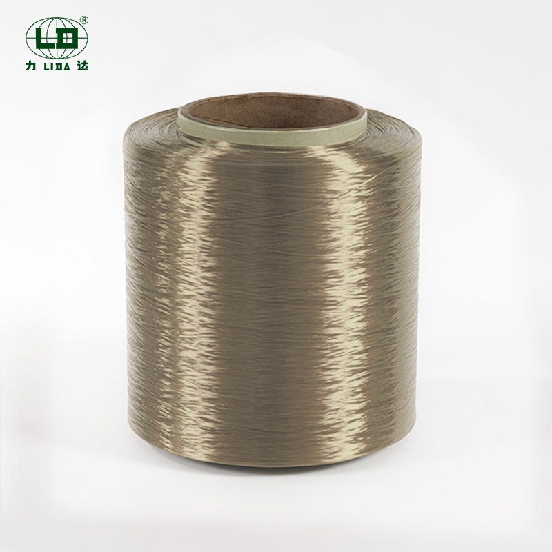 Chì hè più durable, piena poliester poliester retardante filatu o fiamma ritardante cotone di cotone?